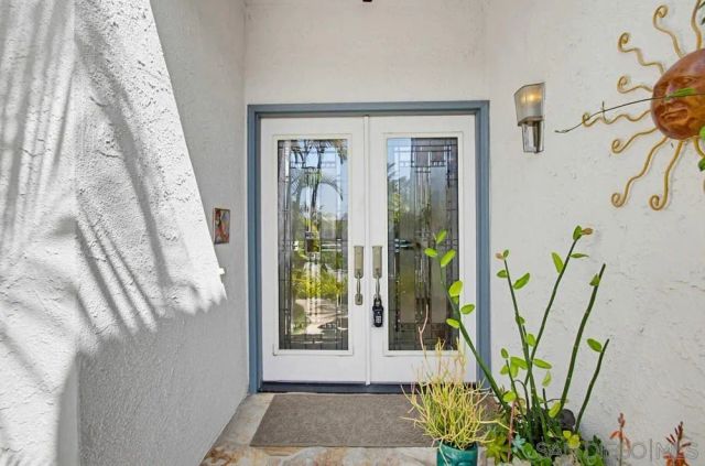 3036 Serbian, San Diego, CA 92117