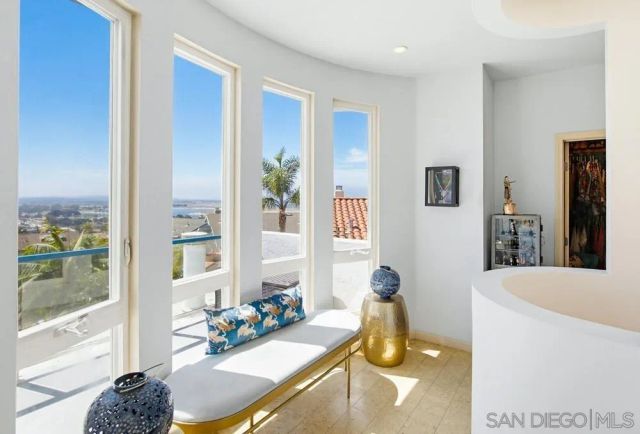 3036 Serbian, San Diego, CA 92117