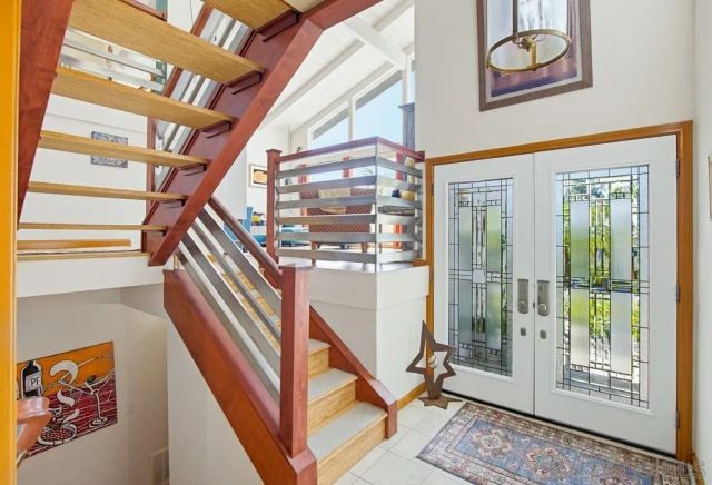 3036 Serbian, San Diego, CA 92117