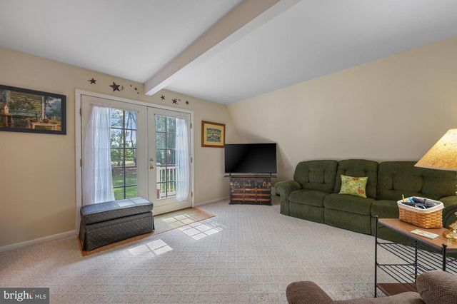151 PEACH BASKET RD, Felton, DE 19943