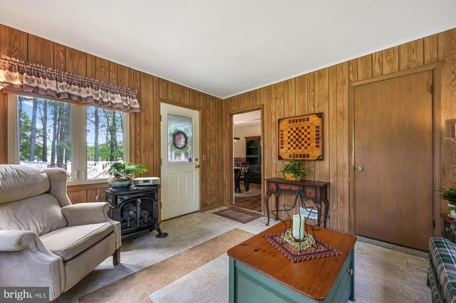 151 PEACH BASKET RD, Felton, DE 19943