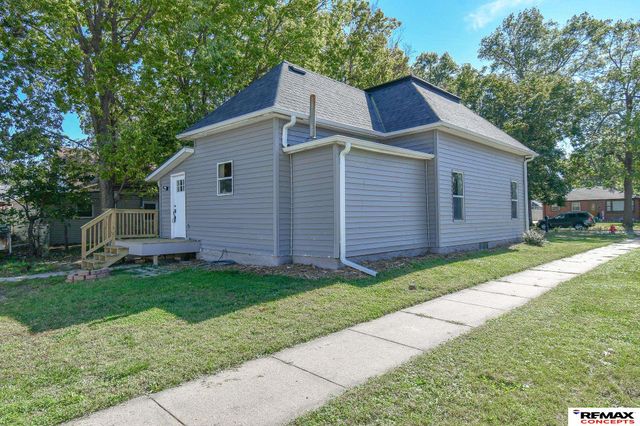 5700 Morrill Avenue, Lincoln, NE 68507