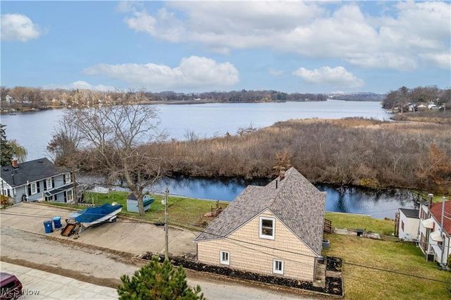 439 Port Drive, Akron, OH 44319