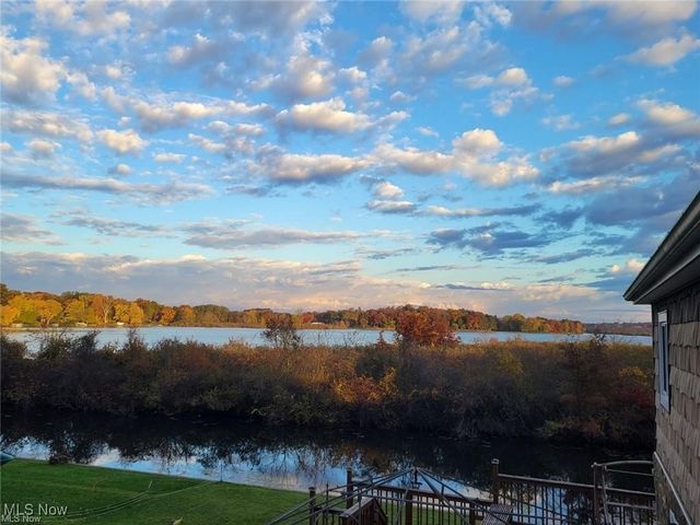 439 Port Drive, Akron, OH 44319