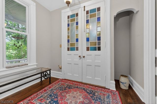 100 Center St, Clinton Town, NJ 08809