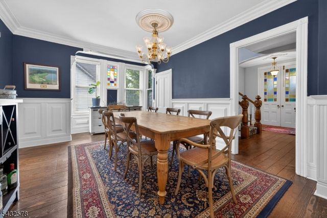 100 Center St, Clinton Town, NJ 08809
