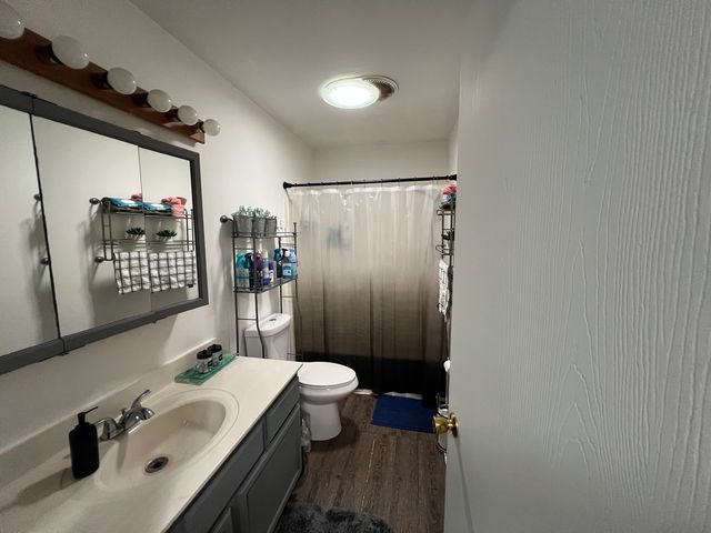 38201 N Loyola Avenue, Beach Park, IL 60087
