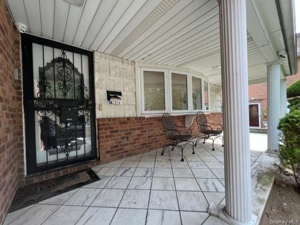 222-44 garland Drive, Bayside, NY 11364 — photo 5