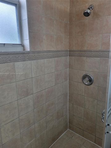 10691 SW 6TH ST 804, Pembroke Pines, FL 33025