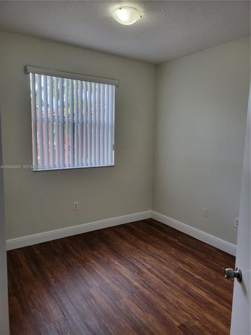 10691 SW 6TH ST 804, Pembroke Pines, FL 33025