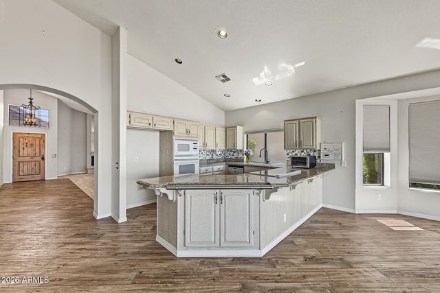 25228 S CLOVERLAND Drive, Sun Lakes, AZ 85248