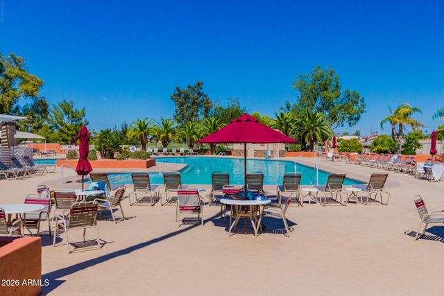 25228 S CLOVERLAND Drive, Sun Lakes, AZ 85248