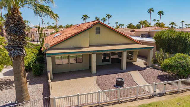 25228 S CLOVERLAND Drive, Sun Lakes, AZ 85248