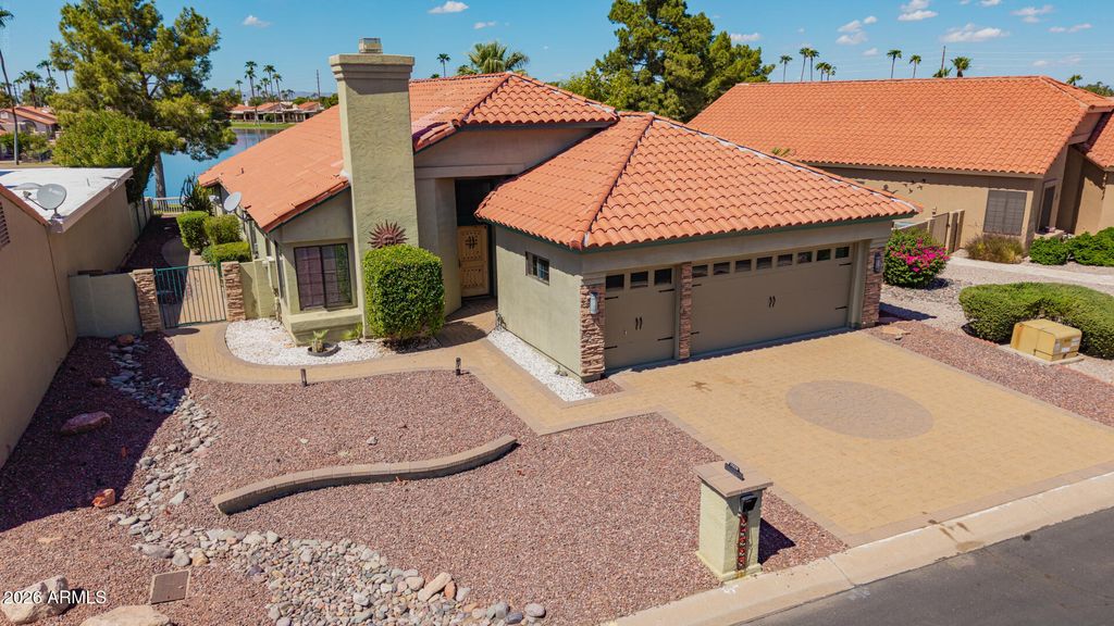 25228 S CLOVERLAND Drive, Sun Lakes, AZ 85248 — photo 2
