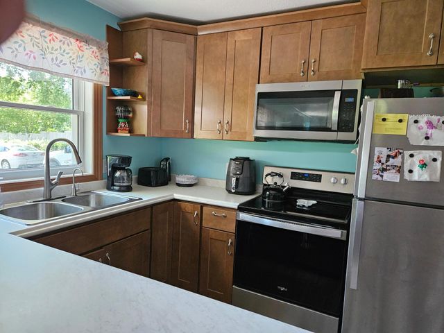 608 Lakeshore Drive, Freeborn, MN 56032