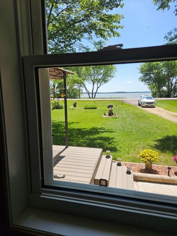 608 Lakeshore Drive, Freeborn, MN 56032