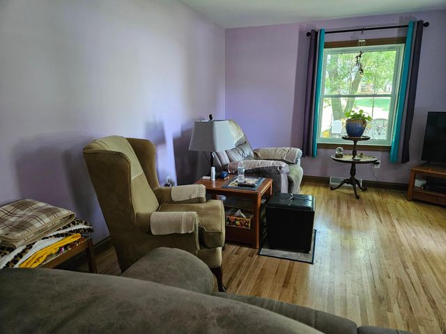 608 Lakeshore Drive, Freeborn, MN 56032