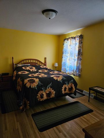 608 Lakeshore Drive, Freeborn, MN 56032