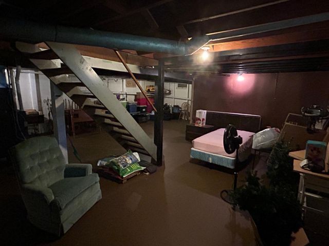 608 Lakeshore Drive, Freeborn, MN 56032