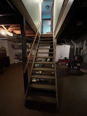 608 Lakeshore Drive, Freeborn, MN 56032