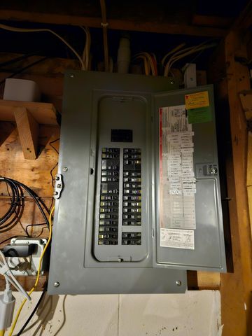 608 Lakeshore Drive, Freeborn, MN 56032