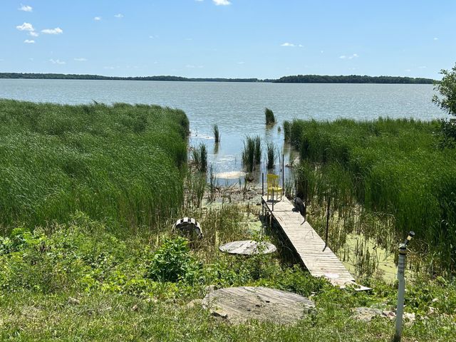 608 Lakeshore Drive, Freeborn, MN 56032