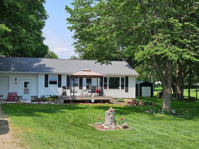 608 Lakeshore Drive, Freeborn, MN 56032