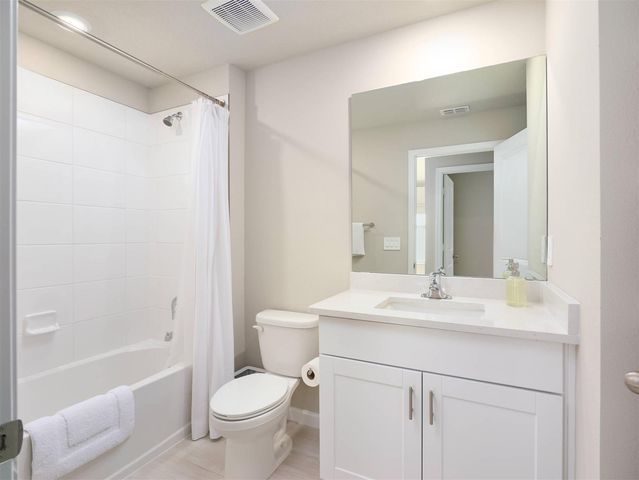 5735 SE Edgewater Circle, Stuart, FL 34997