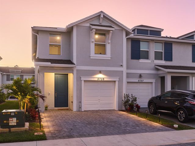 5735 SE Edgewater Circle, Stuart, FL 34997