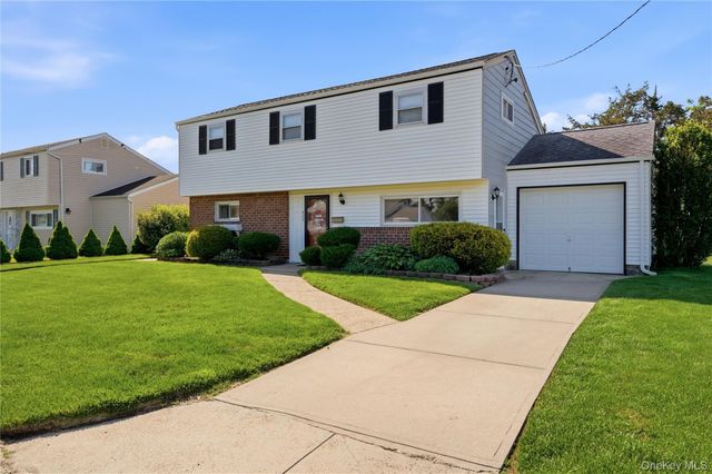 802 Nebraska Avenue, Bay Shore, NY 11706