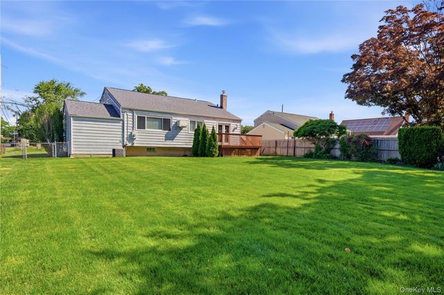 802 Nebraska Avenue, Bay Shore, NY 11706