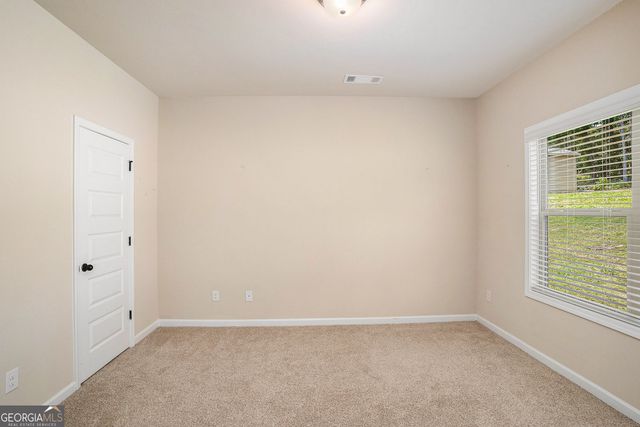 381 Homestead Circle, Forsyth, GA 31029