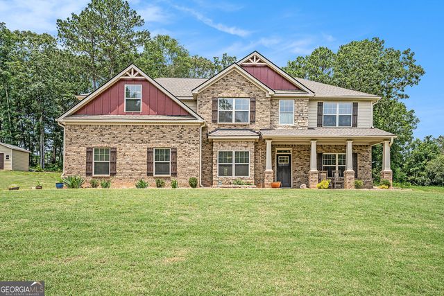 381 Homestead Circle, Forsyth, GA 31029