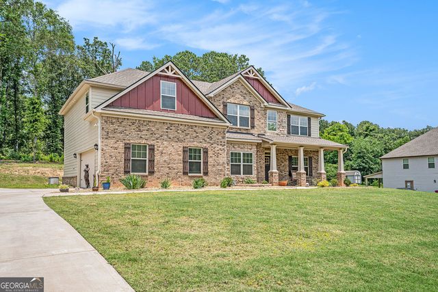 381 Homestead Circle, Forsyth, GA 31029