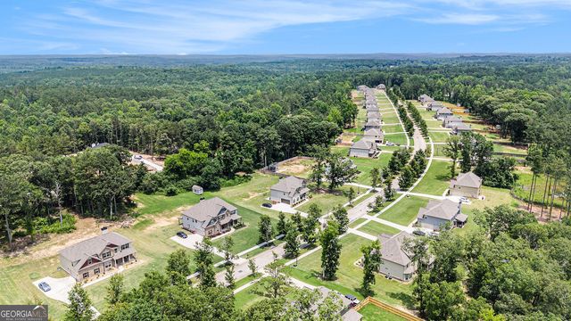 381 Homestead Circle, Forsyth, GA 31029