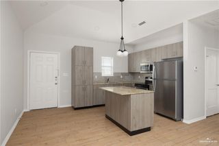 2708 E Eisenhower Avenue 1, Alton, TX 78573
