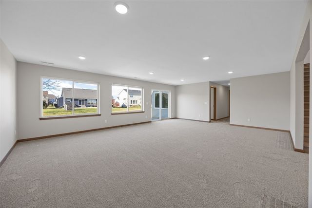 620 Grey Slate Drive SW, Cedar Rapids, IA 52404