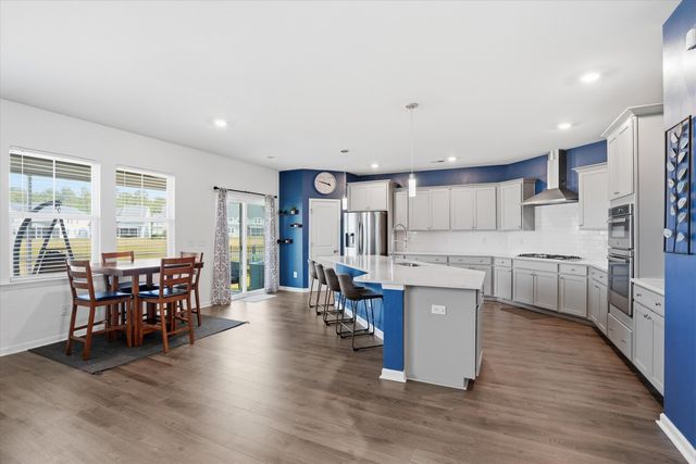 608 Macintyre Circle, Summerville, SC 29486