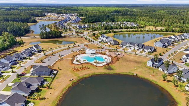 608 Macintyre Circle, Summerville, SC 29486