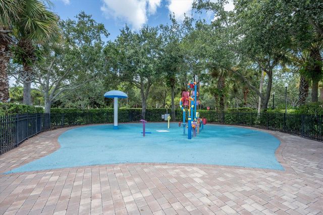 1136 VINTNER Boulevard, Palm Beach Gardens, FL 33410