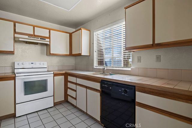 20 Via Carino, Rancho Santa Margarita, CA 92688