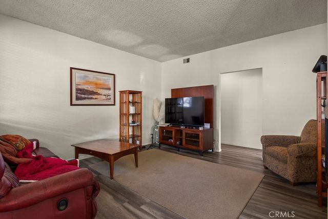 20 Via Carino, Rancho Santa Margarita, CA 92688