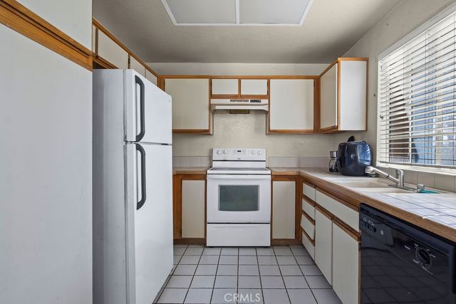 20 Via Carino, Rancho Santa Margarita, CA 92688