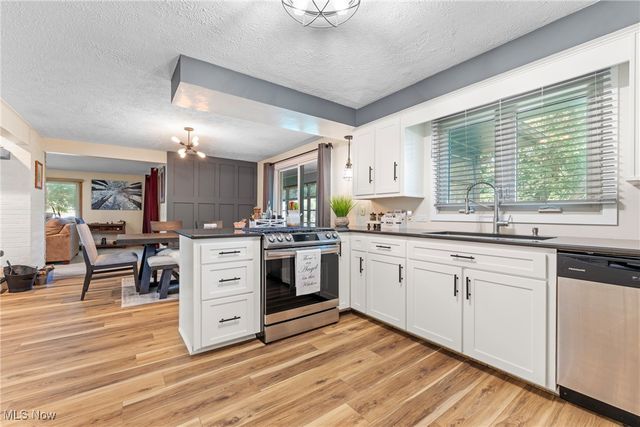 701 Edgewood Street SE, North Canton, OH 44720