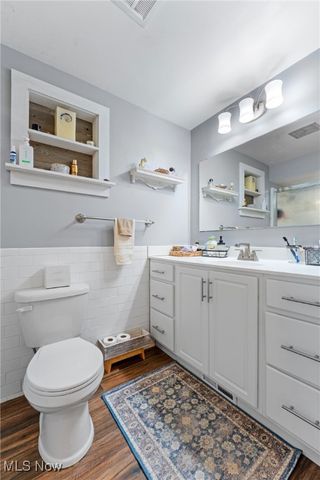 701 Edgewood Street SE, North Canton, OH 44720