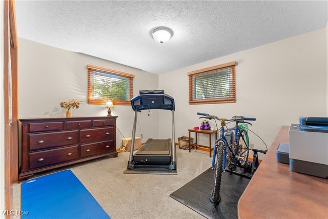 701 Edgewood Street SE, North Canton, OH 44720