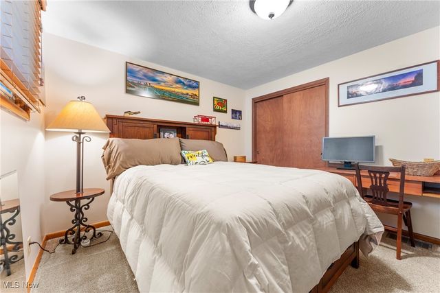 701 Edgewood Street SE, North Canton, OH 44720