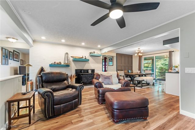 701 Edgewood Street SE, North Canton, OH 44720