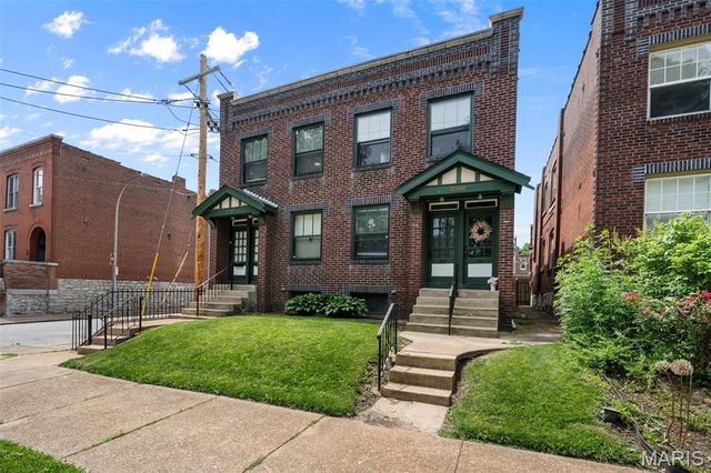 2100 Wyoming Street, St Louis, MO 63118