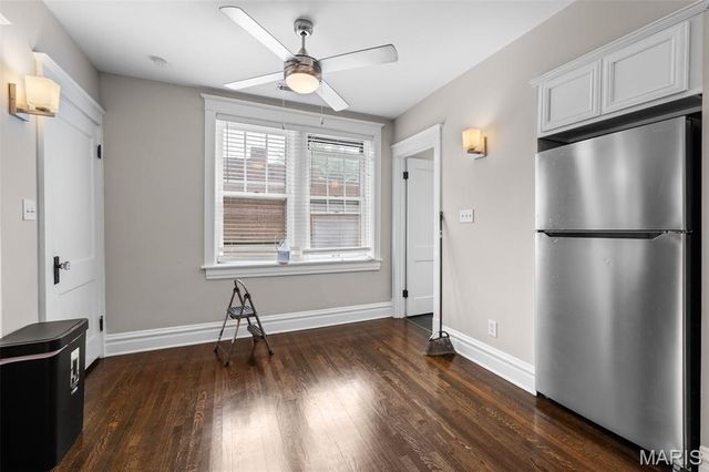 2100 Wyoming Street, St Louis, MO 63118